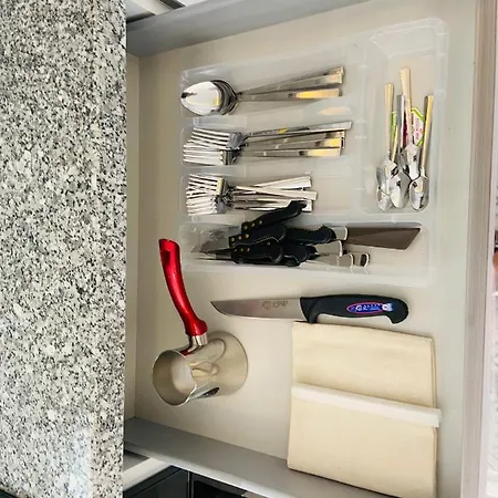 Appartement Sahile 100 Metre Sifir Esyali Ferah Daire